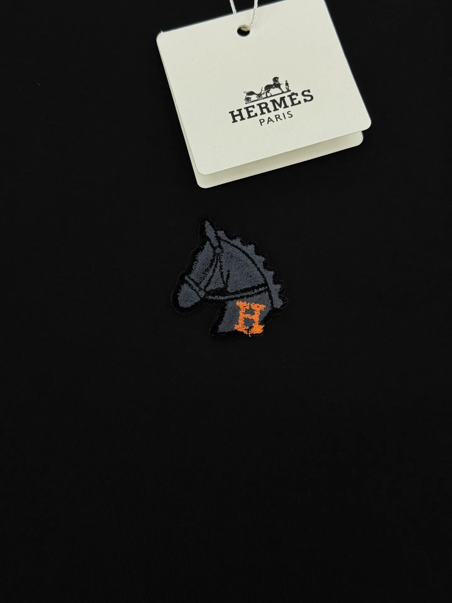 ⚜️HERMES 26s New Arrival New Arrival . ！ ， 🪡 .Classic H ， ， ....... 190g ， .... ， ！ ：Black.White.Sizes：M-3XL ❗️（S 4XL ）175/145 XL